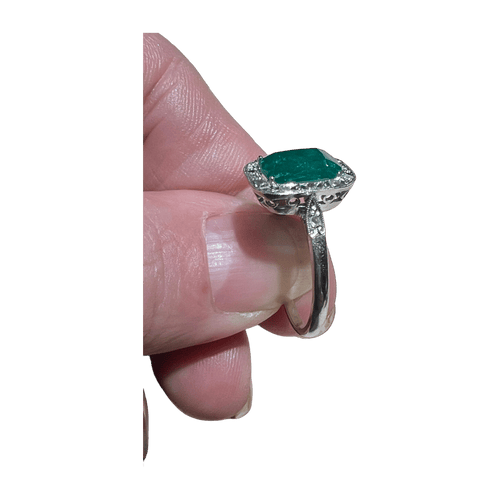 Bague 53 Bague Art Déco Or blanc Émeraude Diamants 58 Facettes