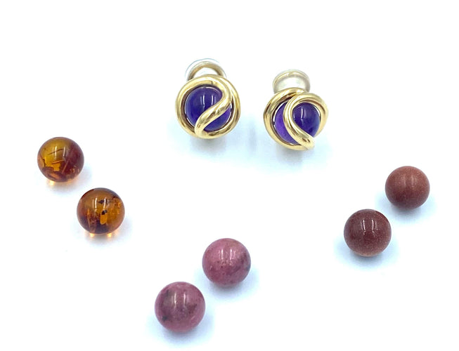 Boucles d'oreilles GILBERT ALBERT. Paire de boucles d’oreilles or jaune 58 Facettes