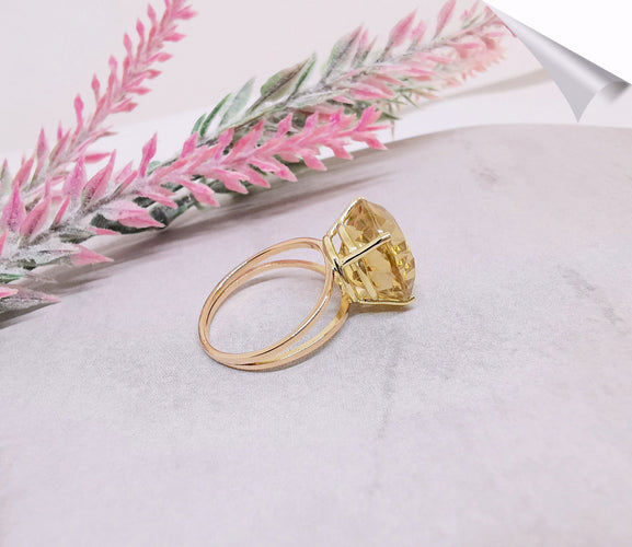 Bague 53.5 Bague Citrine Jaune en Solitaire Or Jaune 58 Facettes AA 1513