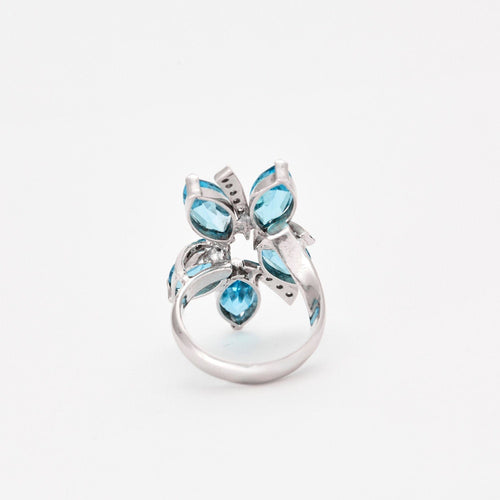 Bague 56 Bague diamants et topazes 58 Facettes 2589
