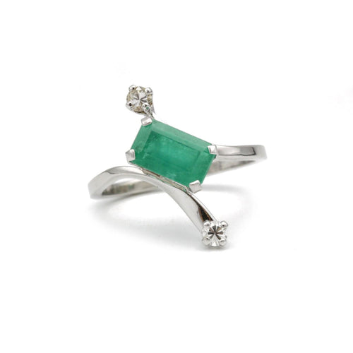 Bague 51 Bague - Or, Emeraude et Diamants 58 Facettes 190207R