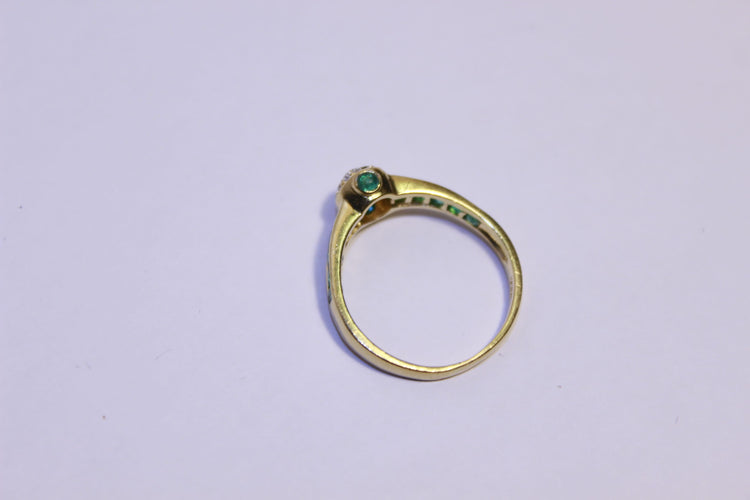 Bague 54 Bague Or Diamants et Emeraudes 58 Facettes