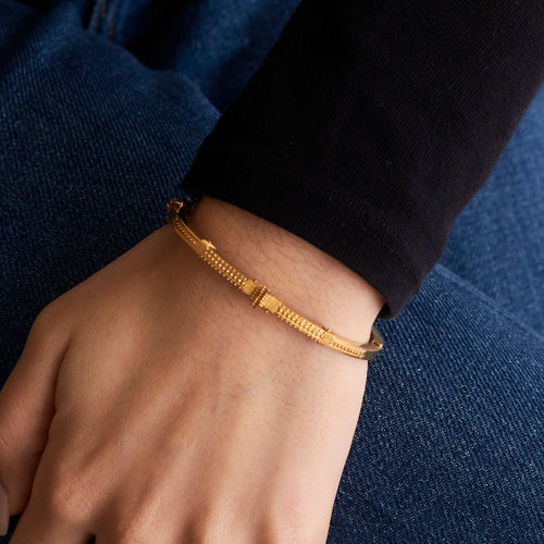 Bracelet Bracelet Jonc Or ciselé 58 Facettes
