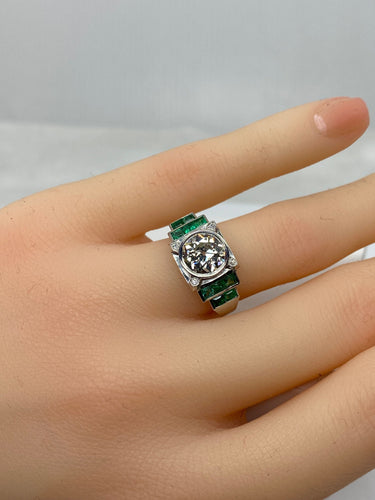 Bague 52 Bague Art Déco Platine, Diamant 1,55cts et Emeraudes 58 Facettes