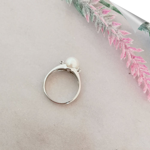 Bague Bague Perle de culture blanche Diamants Or Blanc 58 Facettes AA 1500