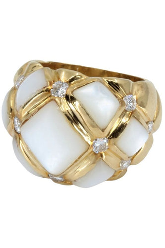 Bague BAGUE MODERNE NACRE ET DIAMANTS 58 Facettes 049481