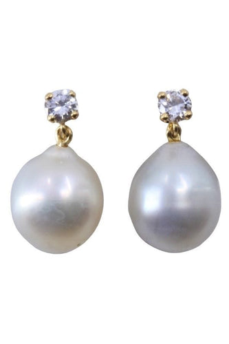 Boucles d'oreilles BOUCLES D'OREILLES PENDANTES PERLES ET DIAMANTS 58 Facettes 068621