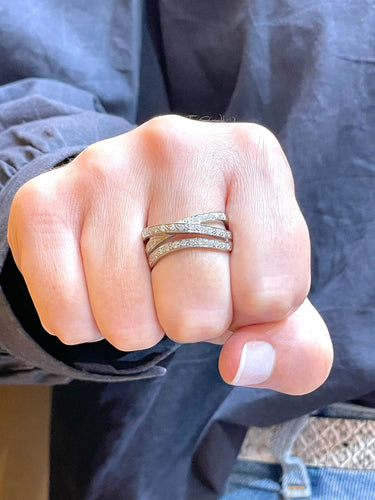 Bague 62 Bague multi rangs en or blanc et diamants 58 Facettes