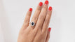Bague 54 Bague marguerite en or blanc, saphir et diamants 58 Facettes 32002