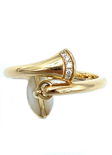 Bague BVLGARI. Bague Diva’s dream or rose, diamants et nacre 58 Facettes