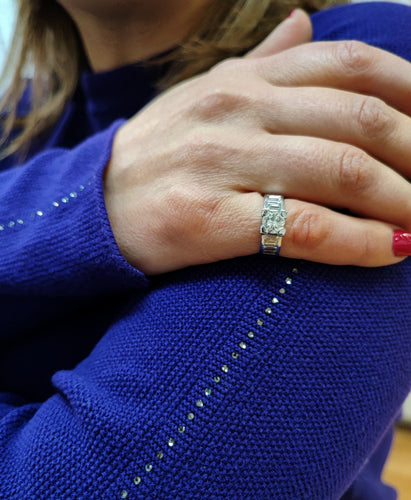 Bague Bague solitaire diamant avec baguettes 58 Facettes SOLO.BAGTT-751.1