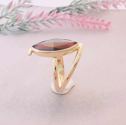 Bague Bague Marquise Grenat Or Jaune 58 Facettes AB 1072