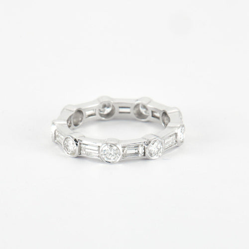 Bague Bague en Or Blanc 18 carats sertie de diamants naturels 58 Facettes