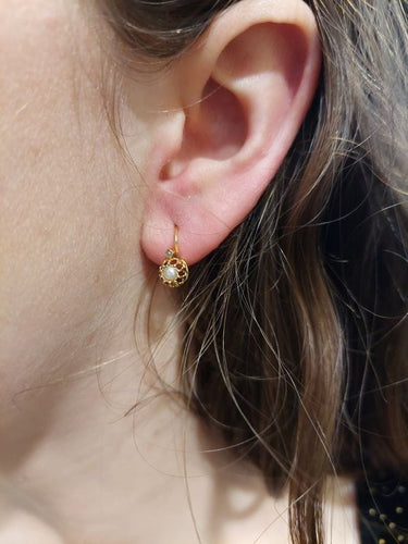Boucles d'oreilles Boucles d'oreilles dormeuses Or jaune Perles 58 Facettes 080001