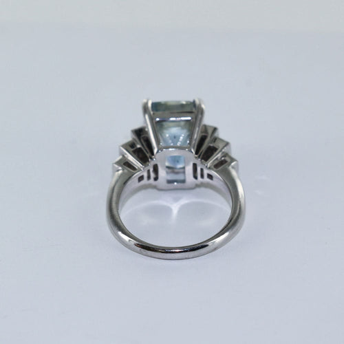 Bague 51 Bague Saphir naturel et diamants 58 Facettes