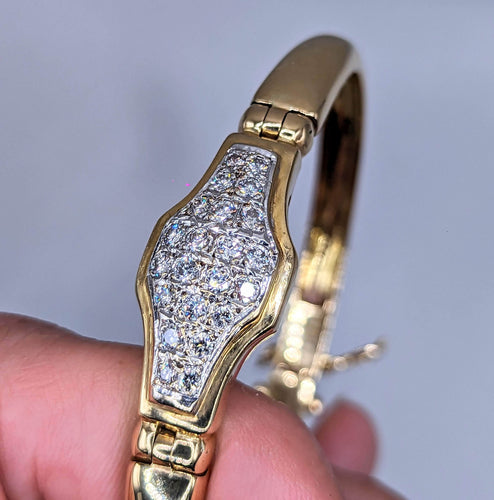Bracelet Bracelet jonc or jaune et diamants 58 Facettes