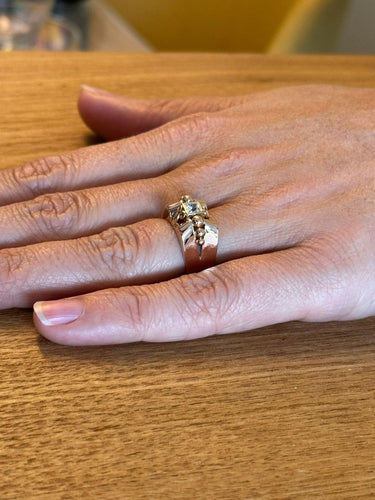 Bague 56 Bague Tank Or rose Saphir Blanc 58 Facettes