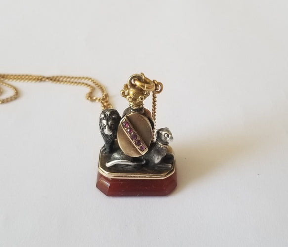 Pendentif Collection - chaine et pendentif sceau, or argent et rubis 58 Facettes