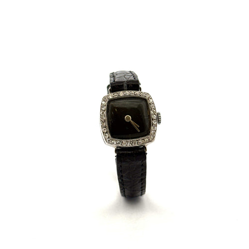 Montre Montre ancienne classique boîtier or et entourage diamants 58 Facettes