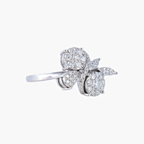 Bague 53 Bague motif floral Diamants 58 Facettes