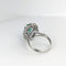 Bague 57 Bague Pompadour or blanc Emeraude et diamants 58 Facettes