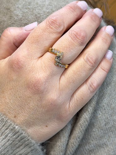Bague 54 Bague croisée or jaune diamants 58 Facettes