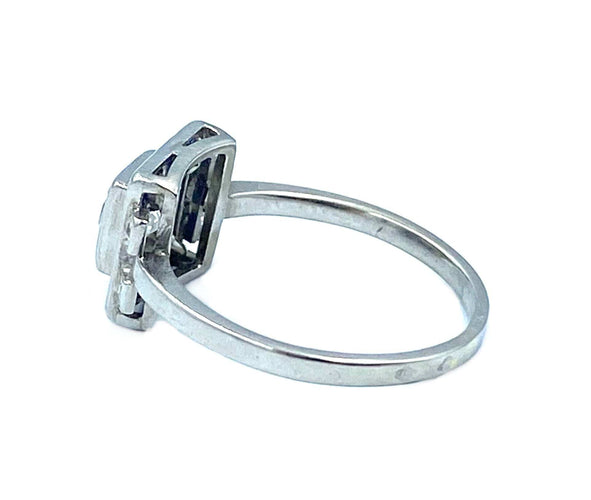 Bague Bague Art Déco platine, diamants et saphirs calibrés 58 Facettes