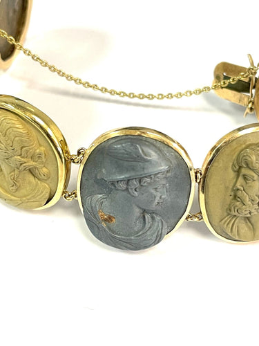 Bracelet Bracelet ancien vers 1800, camées pierre de lave et or jaune 58 Facettes
