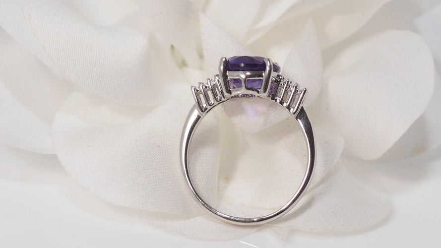 Bague 53 Bague or blanc améthyste et diamants 58 Facettes 30951