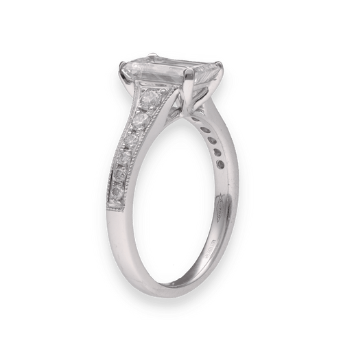 Bague Bague Solitaire diamant taille émeraude 1,51Cts 58 Facettes