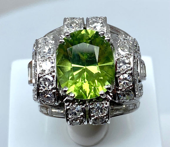 Bague Bague Art Déco Platine diamants et péridot 58 Facettes