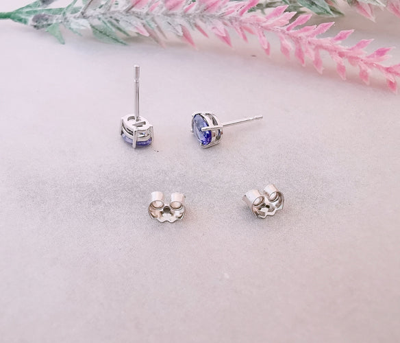 Boucles d'oreilles Boucles d'oreilles puces Tanzanites Or Blanc 58 Facettes AA 1496