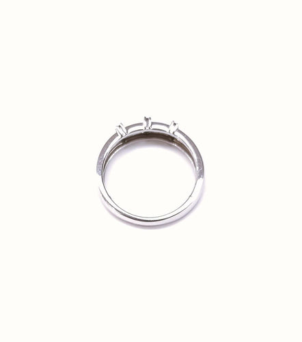 Bague 54 Bague or blanc et diamants 58 Facettes GG-14