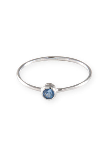 50 Bague Solitaire Saphir Bleu et Or Blanc 58 Facettes