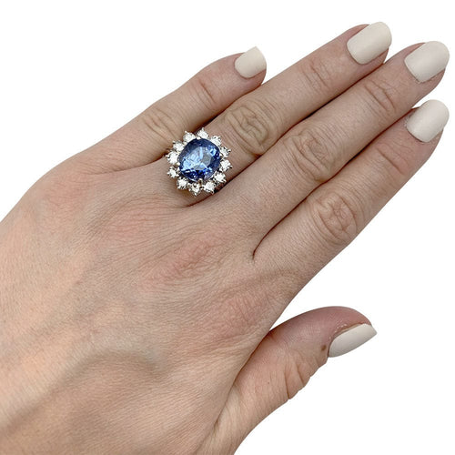 Bague 56 Bague Marguerite Saphir 7.16 ct, or blanc et diamants. 58 Facettes 30259