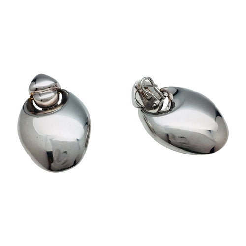 Boucles d'oreilles Boucles d'oreilles pendantes en or blanc. 58 Facettes 28447