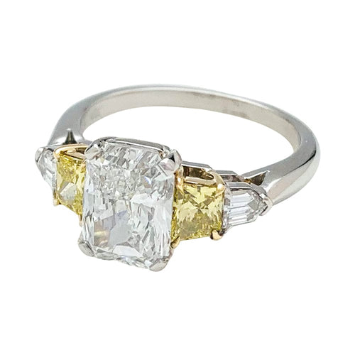 Bague 51 Bague platine et or jaune diamant rectangulaire brillanté, 2 carats. 58 Facettes 29488