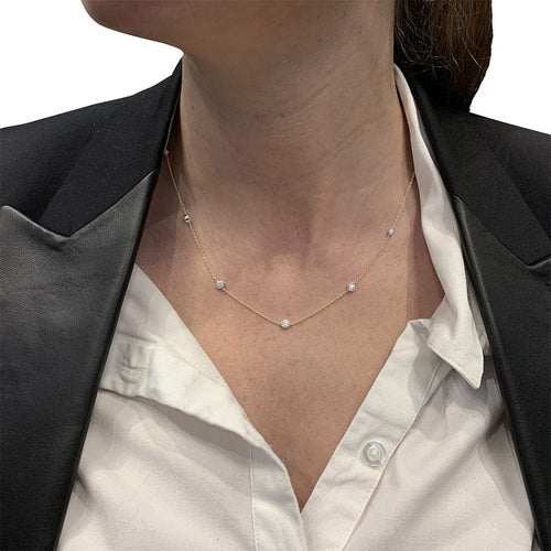 Collier Collier gouttière en or jaune, blanc et diamants. 58 Facettes 30149