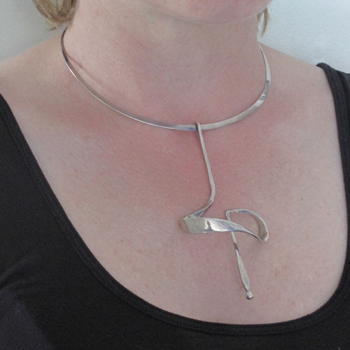 Collier Collier argent torque moderniste 58 Facettes 14-223