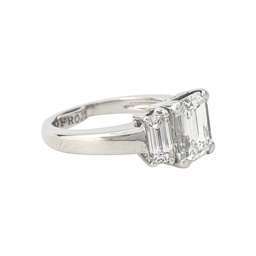 Bague 50 Solitaire en or blanc, diamant taille émeraude 3 carats. 58 Facettes 29735