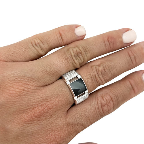 Bague 53 Bague Chaumet, "Classe One", or blanc, diamants, laque. 58 Facettes 30620
