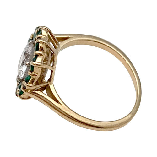 Bague 52.5 Bague marguerite Boucheron, diamant et émeraudes. 58 Facettes 29377