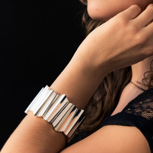 Bracelet Bracelet argent moderniste 58 Facettes 20-020