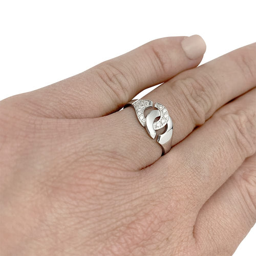 Bague 51 Bague Dinh Van "Menottes R8" en or blanc, diamants. 58 Facettes 30380