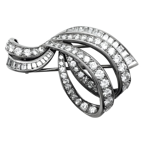 Clip Double clip Boucheron, "Noeud" en platine, or blanc et diamants. 58 Facettes 27909