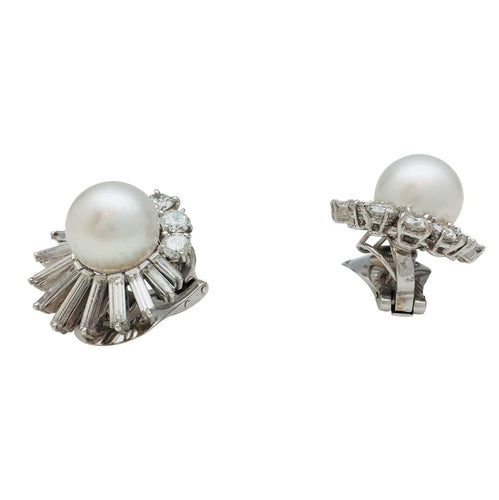 Boucles d'oreilles Boucles d'oreilles signées M.Gérard, platine diamants et perles des Mers du Sud. 58 Facettes 28457