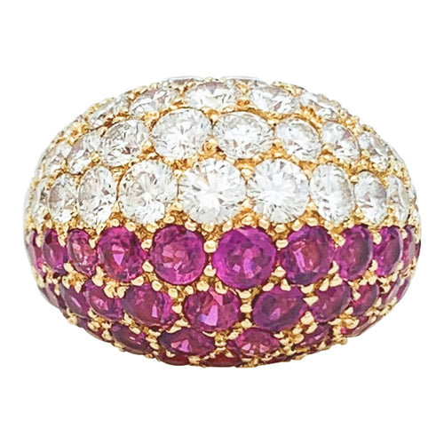 Bague 57 Bague dôme en or jaune diamants et rubis. 58 Facettes 30527