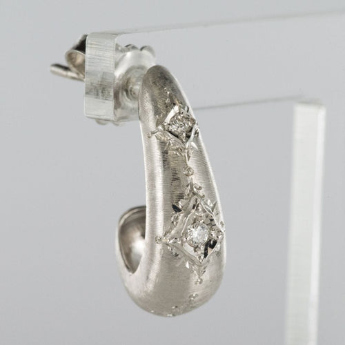 Boucles d'oreilles Boucles d'oreilles or blanc satiné diamants 58 Facettes YS66B