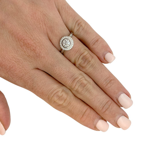 Bague 48 Bague Cartier solitaire brillant de 0,38 carat. 58 Facettes 30058