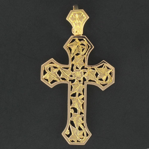Pendentif Croix en or et feuilles de lierre 58 Facettes AP28